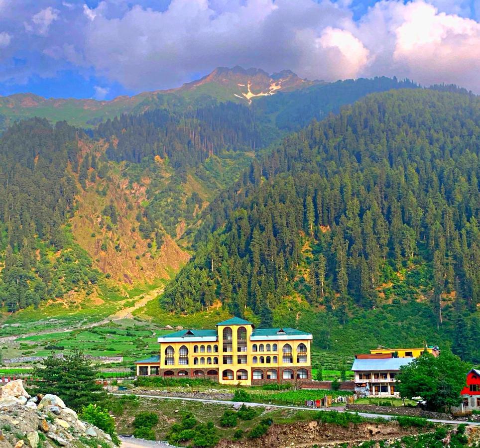 The Sultan Resort Kulan Exterior foto